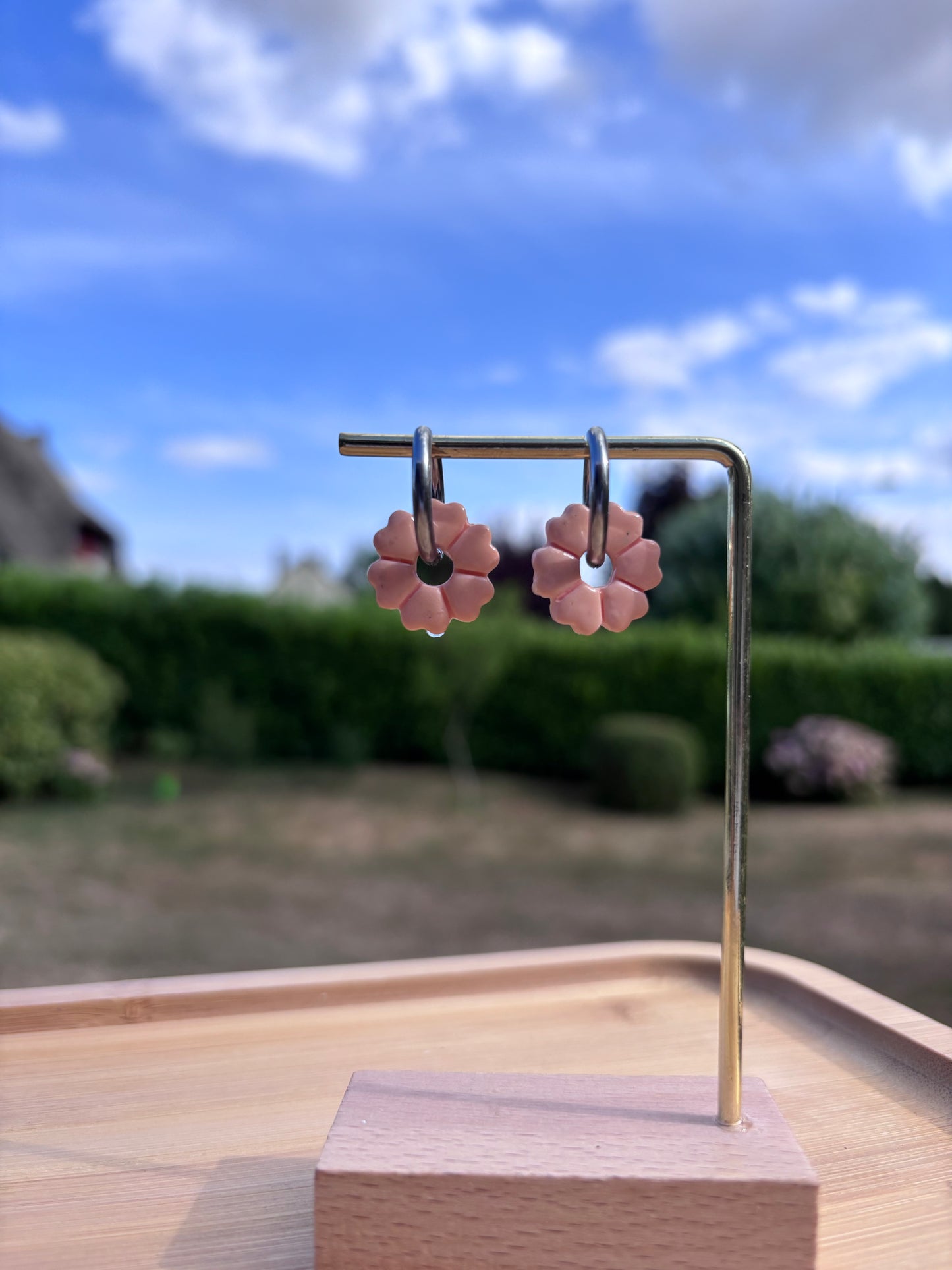 Créoles Camélia pêche | Théia Bijoux