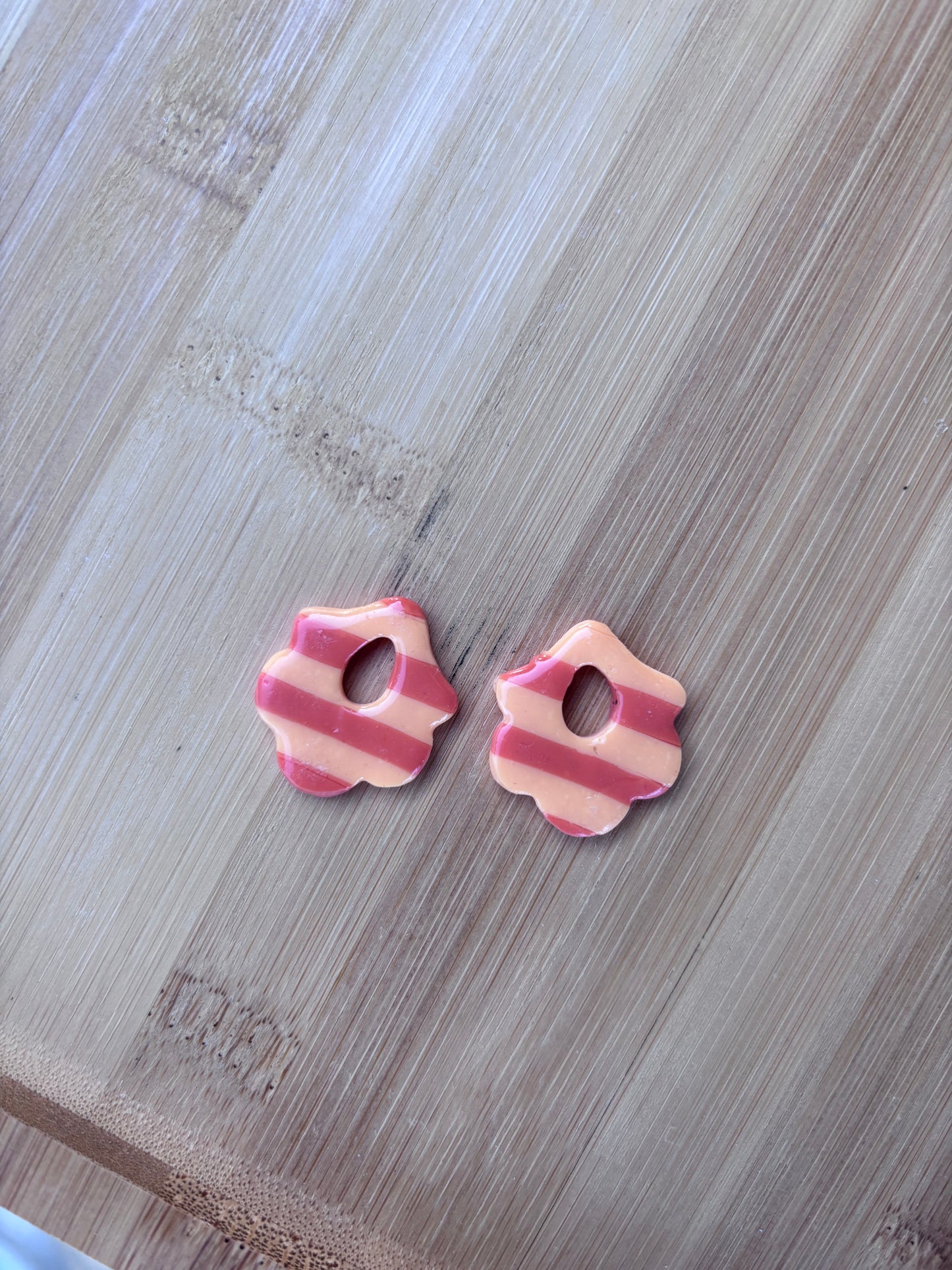 Créoles Lou rayée orange | Théia Bijoux