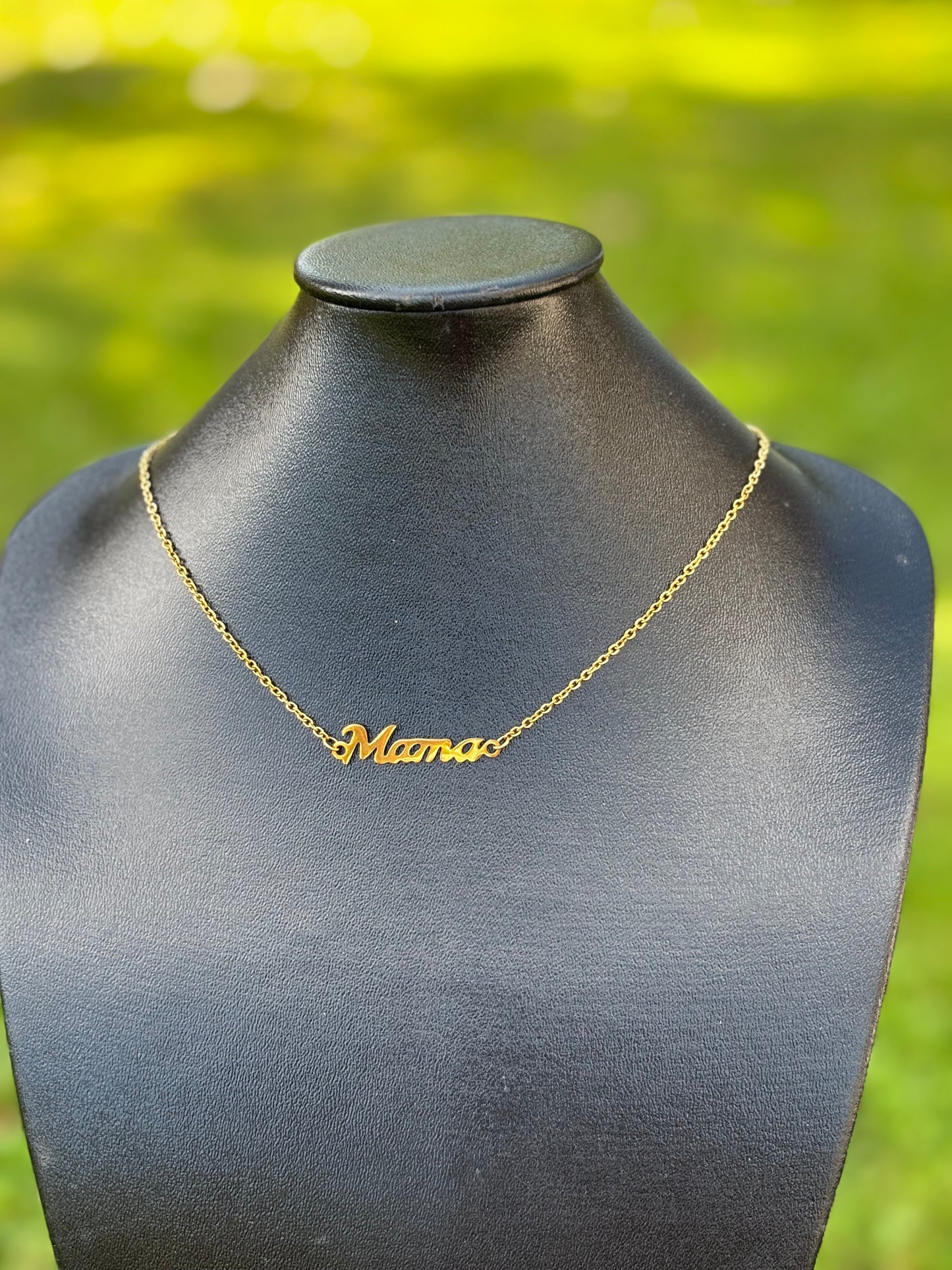 Collier mama