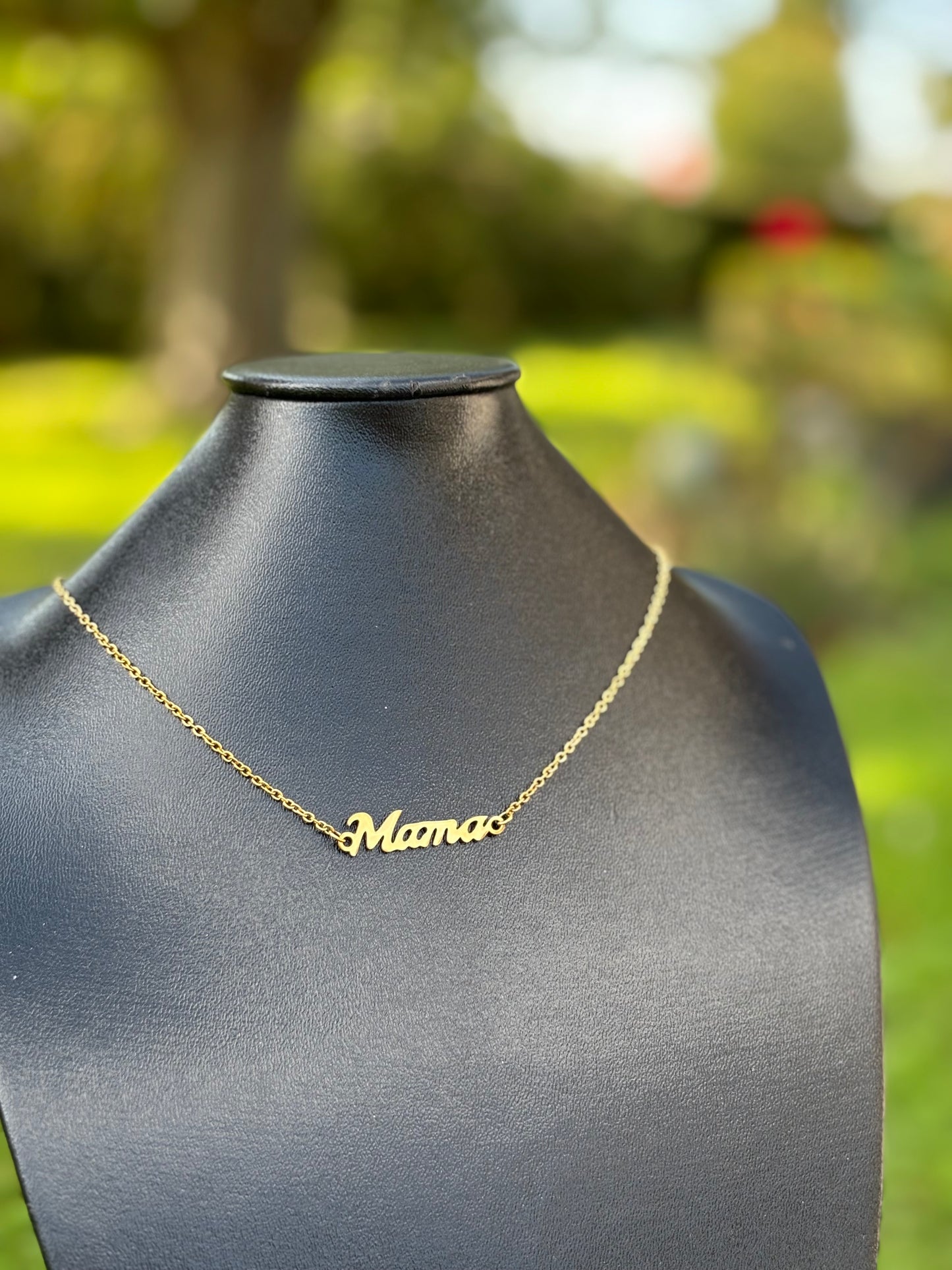 Collier mama