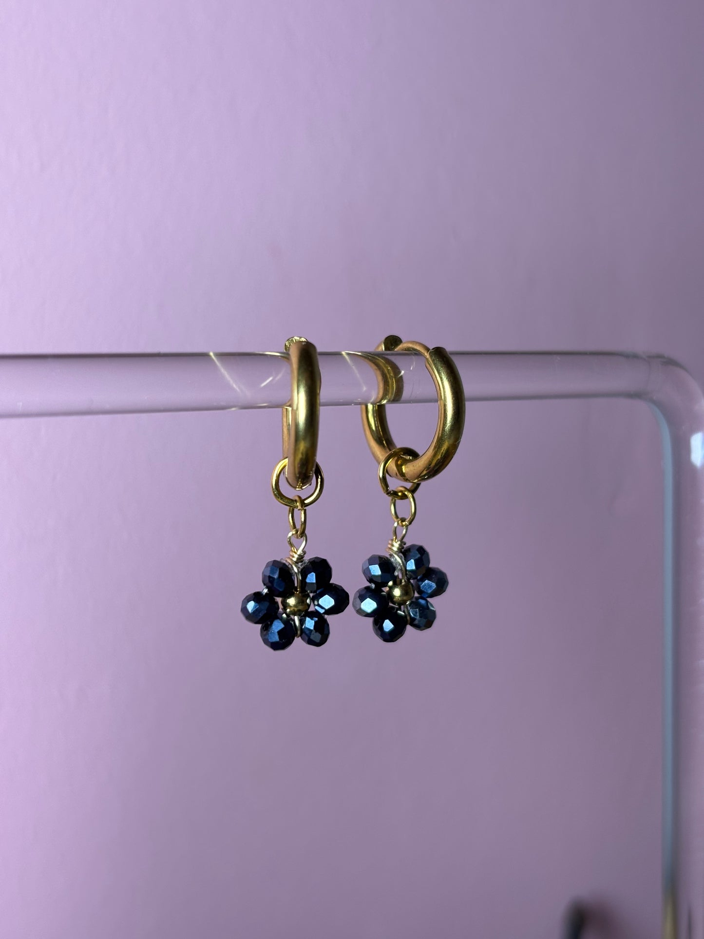 Boucles d'oreilles pâquerette anthracite | Théia Bijoux