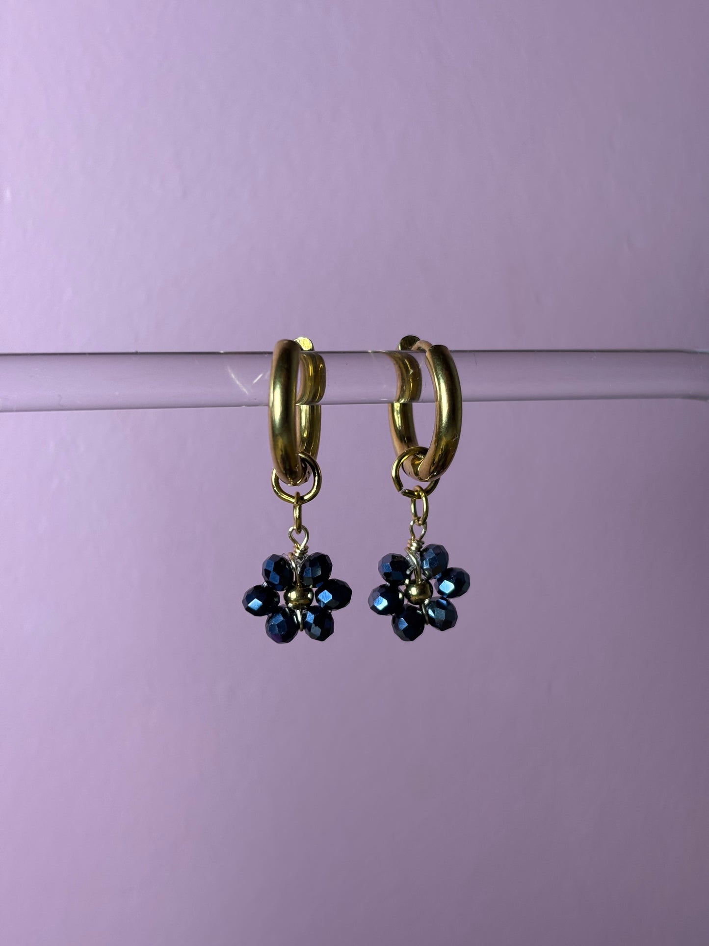 Boucles d'oreilles pâquerette anthracite | Théia Bijoux