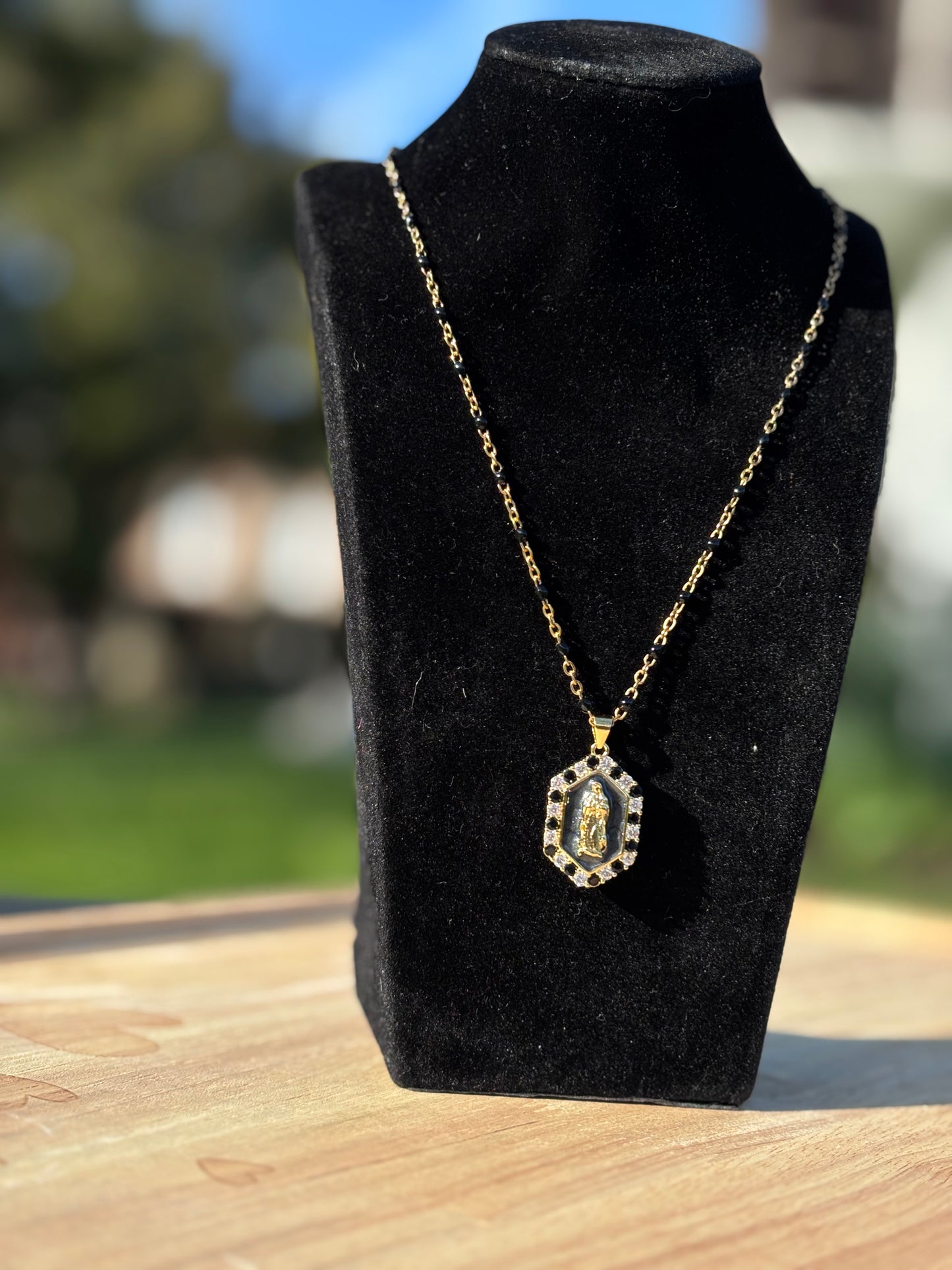 Collier Virgo noir | Théia Bijoux