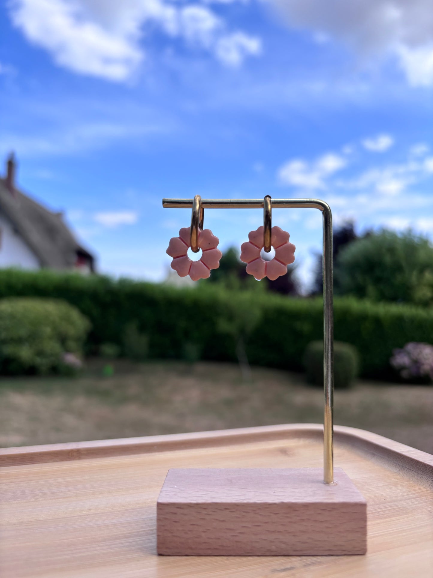Créoles Camélia pêche | Théia Bijoux