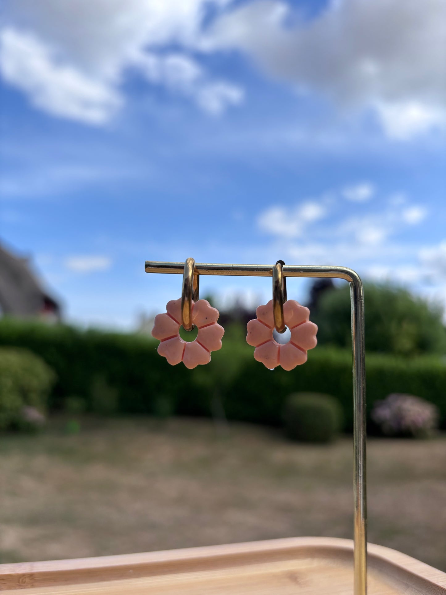 Créoles Camélia pêche | Théia Bijoux