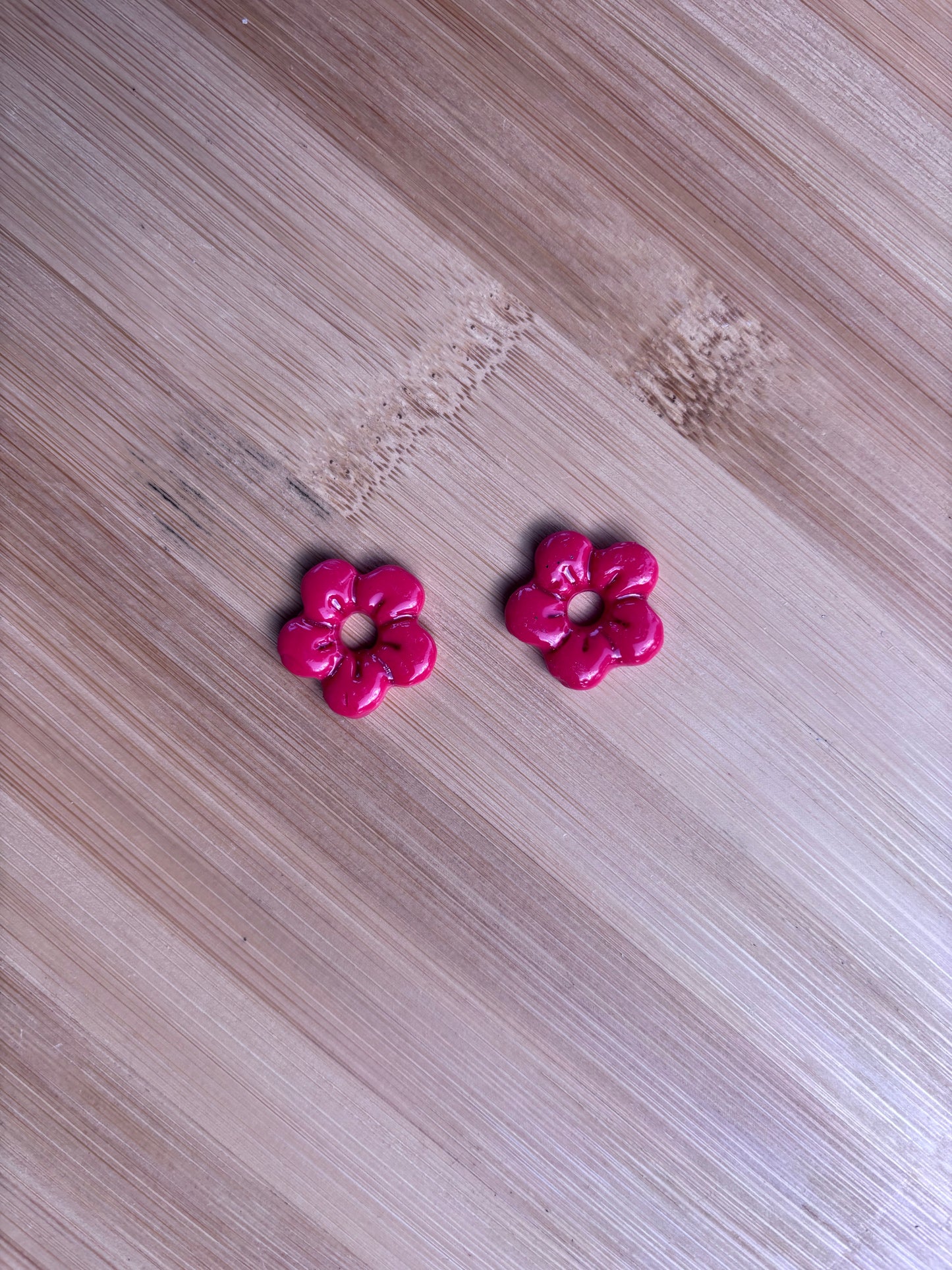 Créoles Capucine framboise | Théia Bijoux