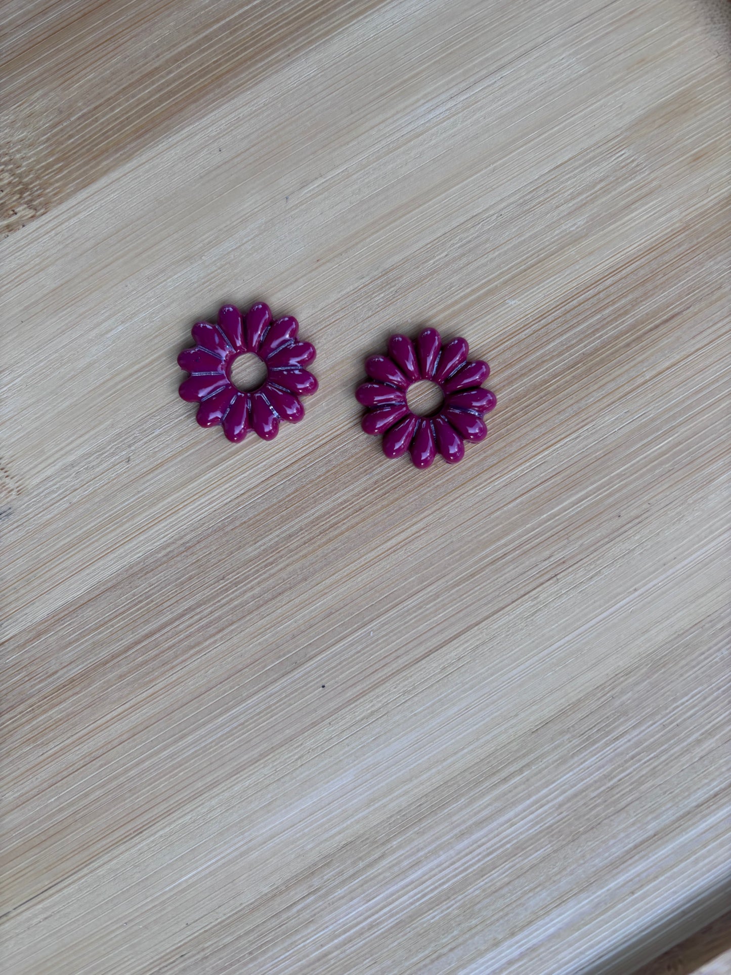Créoles Aglaé grenadine | Théia Bijoux