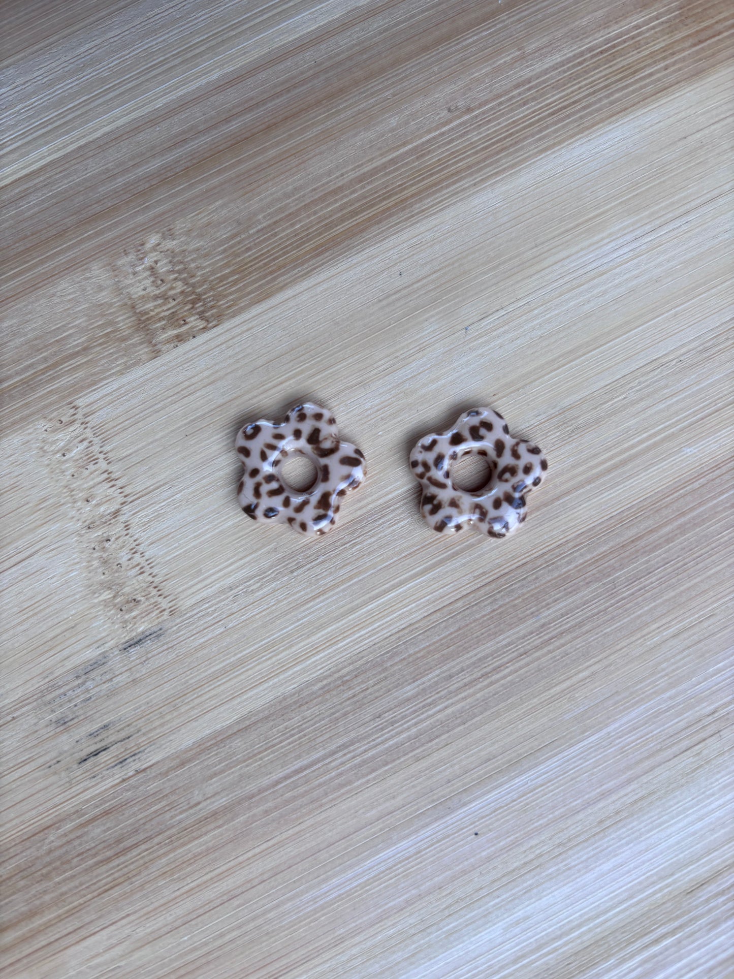Créoles Margarita léopard beige | Théia Bijoux