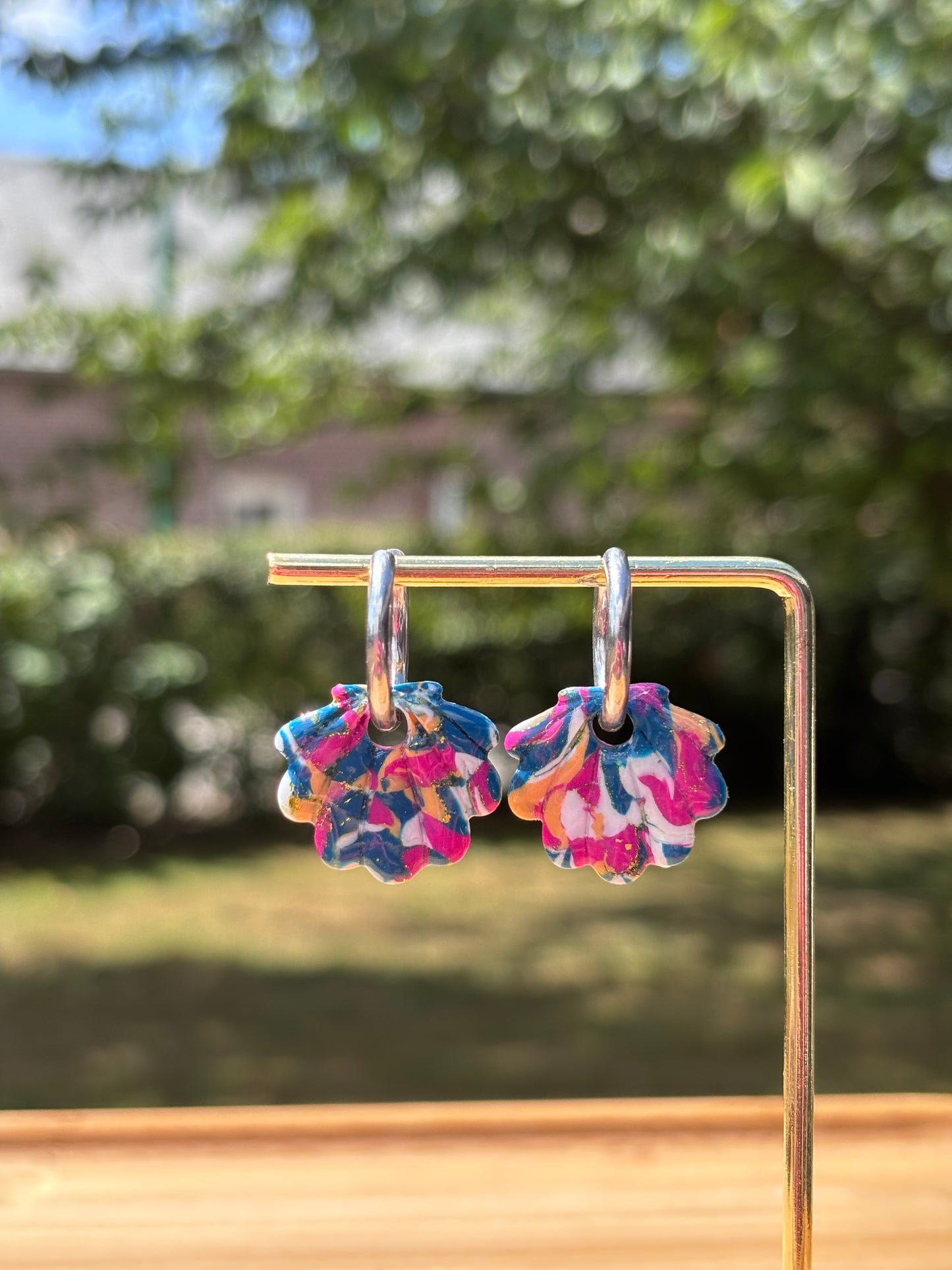 Créoles coquillage pop | Théia Bijoux