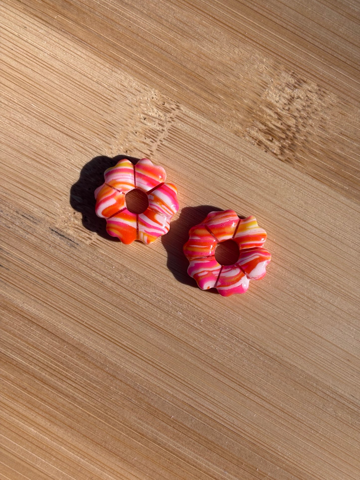 Créoles Camélia sunset | Théia Bijoux
