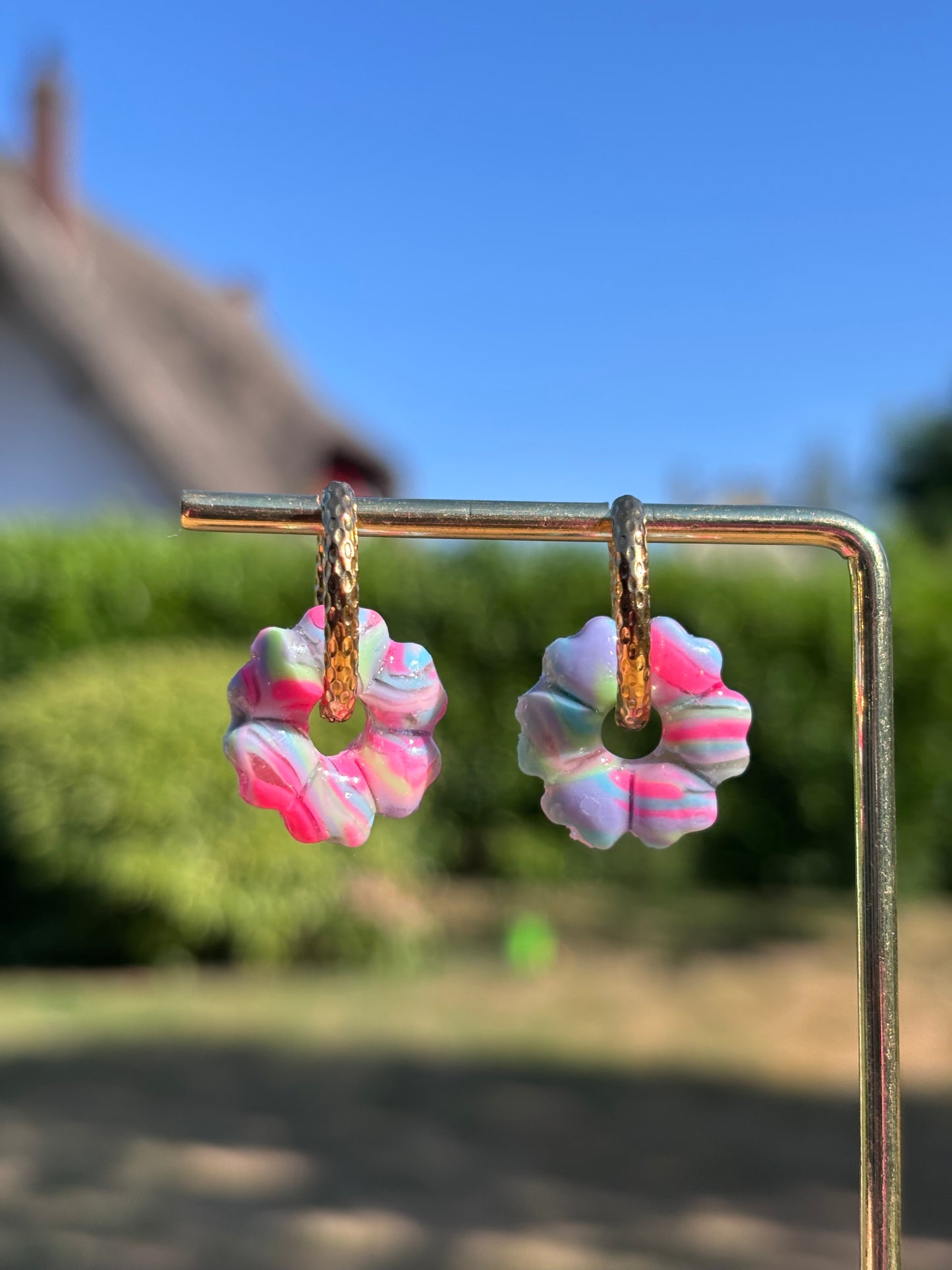 Créoles Camélia pastel | Théia Bijoux