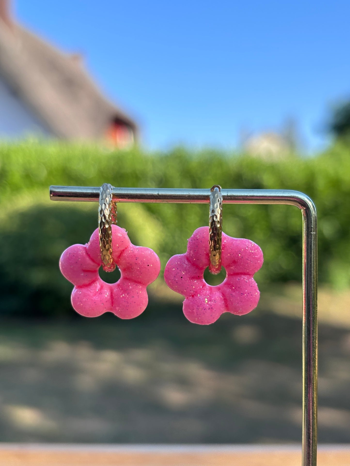 Créoles Capucine rose flash | Théia Bijoux