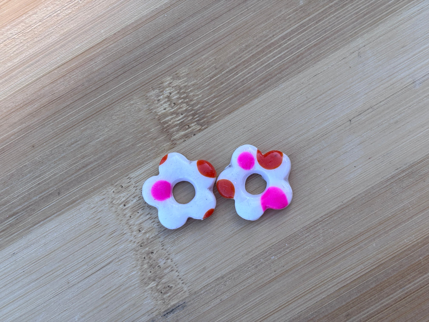 Créoles Margarita pois rose orange | Théia Bijoux