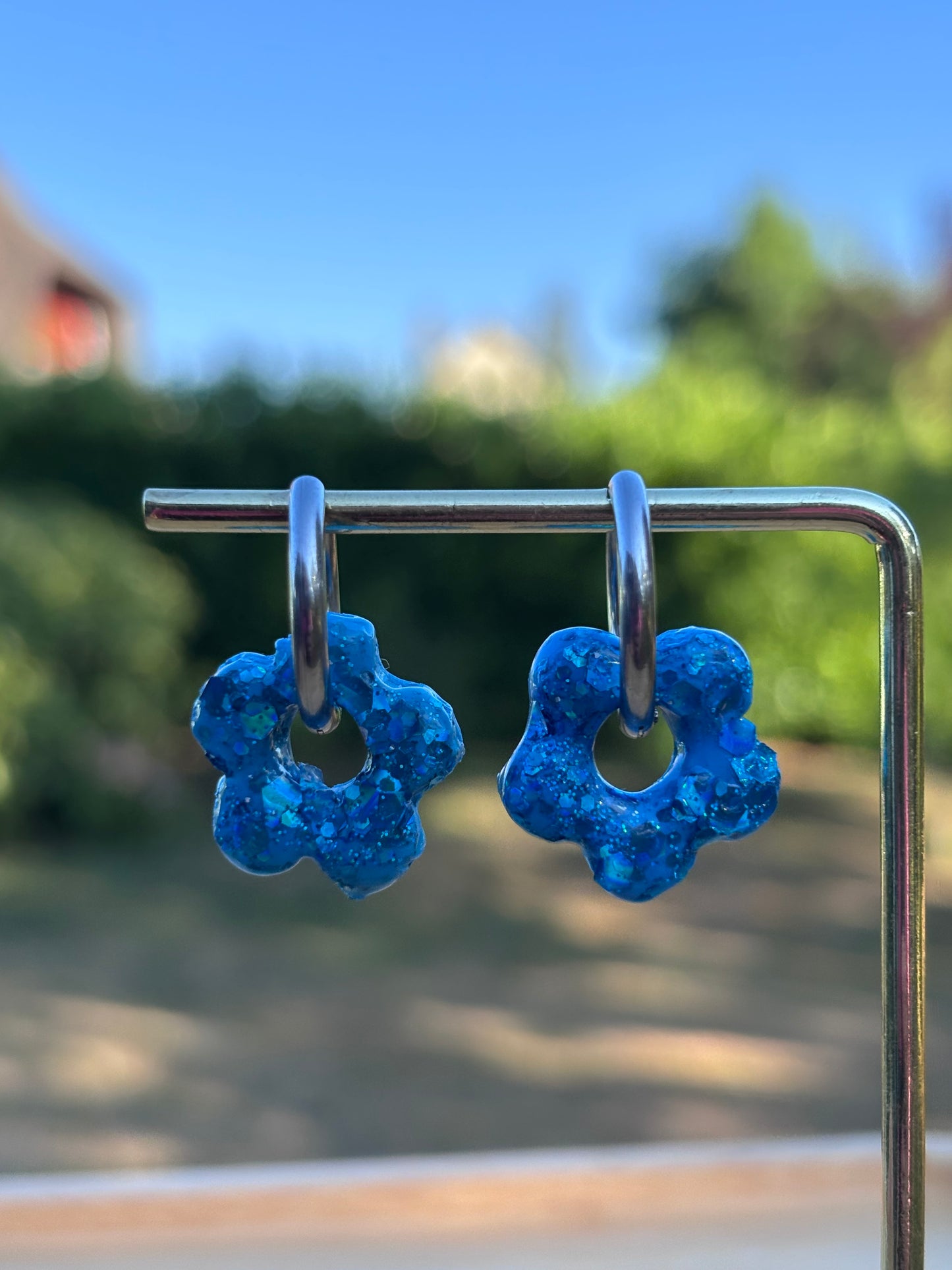 Créoles Margarita bleu pailletté | Théia Bijoux