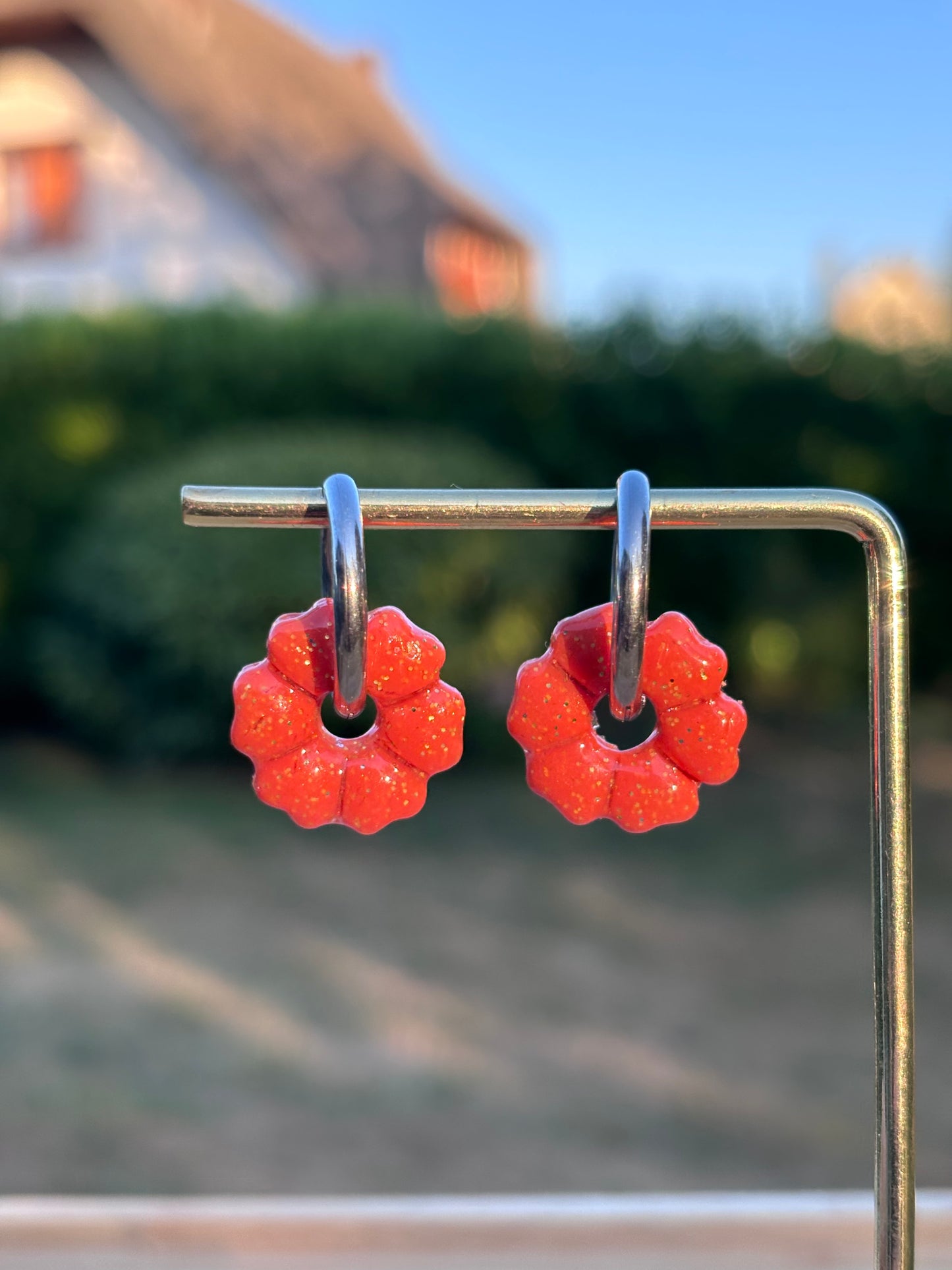 Créoles Camélia orange pailletté | Théia Bijoux
