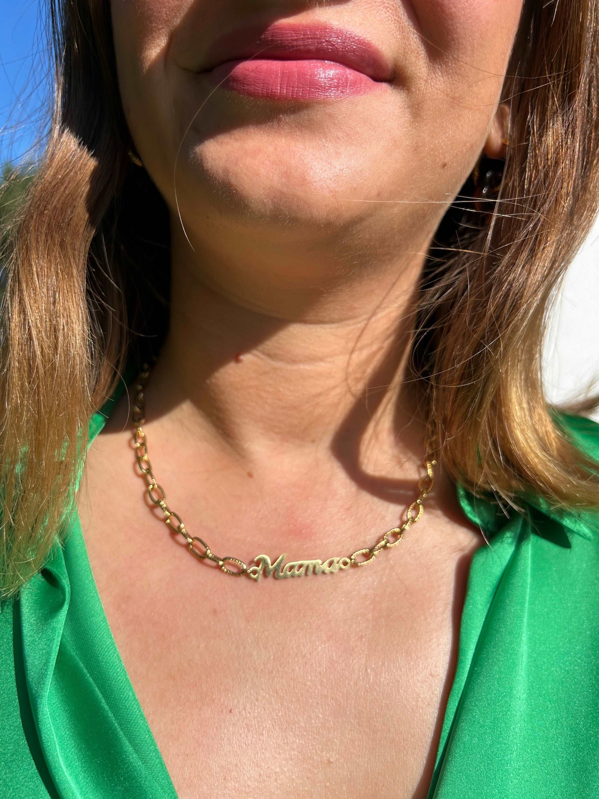 Collier mama